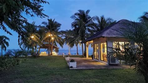 10 Idyllic Beachfront Rentals Near Manila for a Private Slice of .